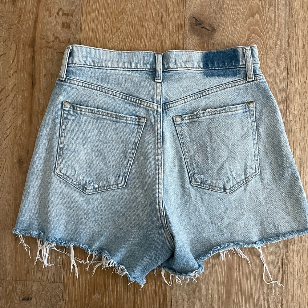 Abercrombie Fitch CURVE LOVE The Mom 4" Jean Shorts Size 28 High Rise - Picture 3 of 5
